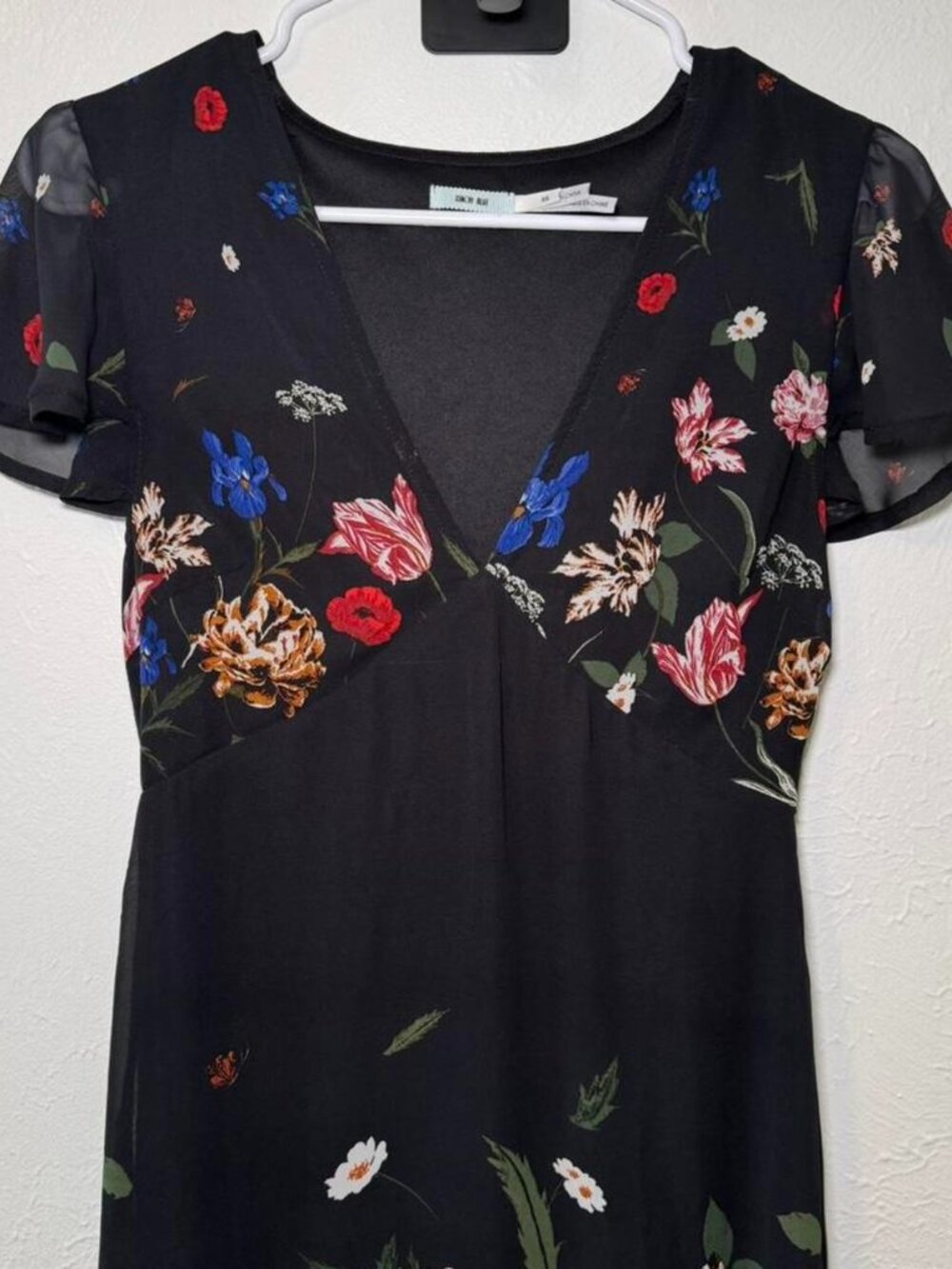 Kimchi Blue Floral Maxi Dress | Flutter Sleeve, Side Slits, Boho Summer XS